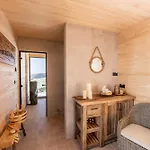 Pod Zitkovskym Vrchem Lodge *