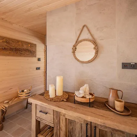 Pod Zitkovskym Vrchem Lodge *